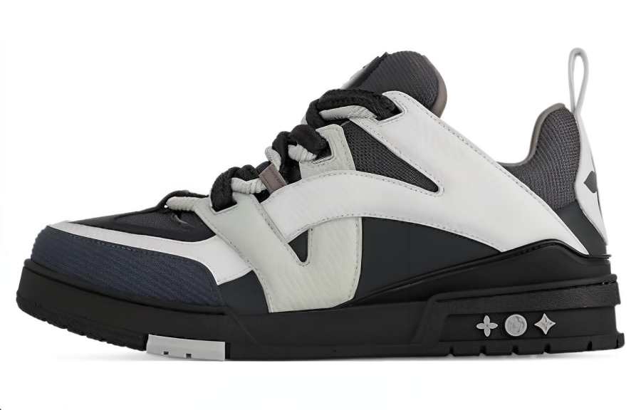 LOUIS VUITTON LOUIS VUITTON Skate Low Sneakers Black White