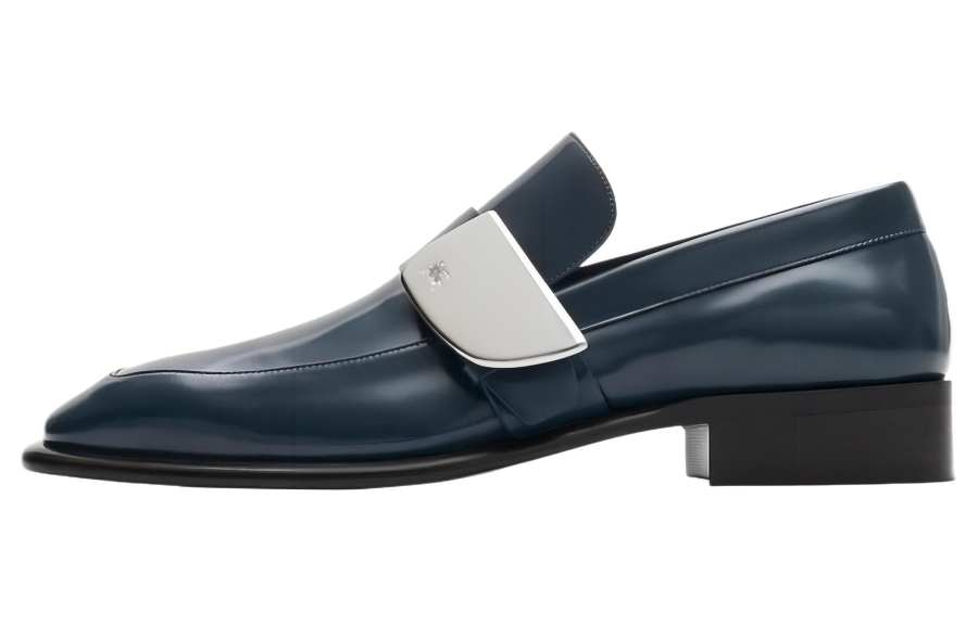 Burberry Burberry Shield Leather Loafers