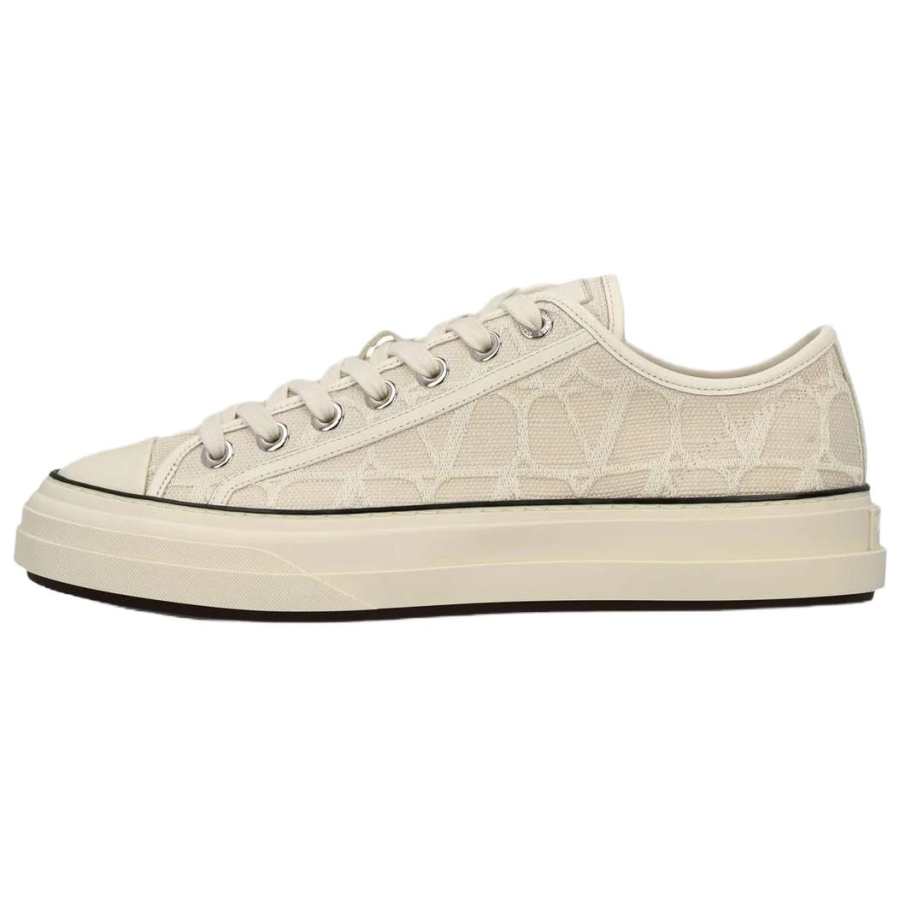 Valentino TOTALOOP Low top Skateboard Shoes Men's Beige