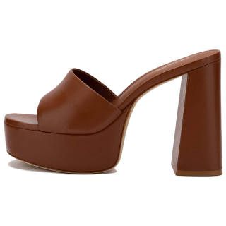 Larroude Slide Slippers 11cm Women's Caramel