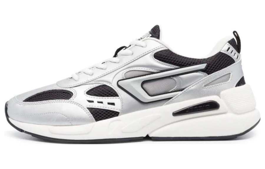 DIESEL Low top Casual Shoes Women's Silver