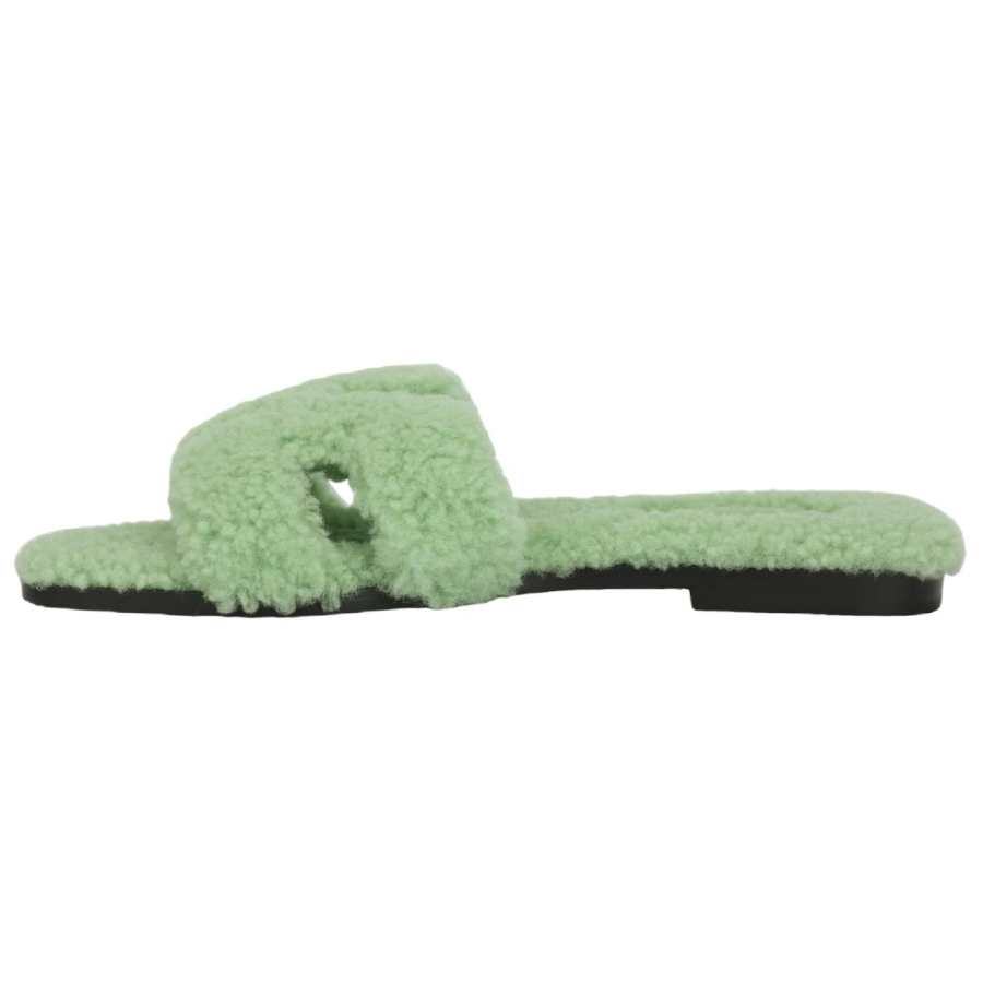 HERMES Oran Stylish Sandal Women's Green