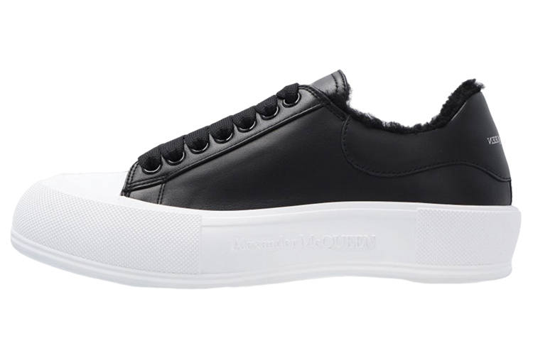 Alexander McQueen Deck Low top Stylish Skateboarding Shoes Women's Black