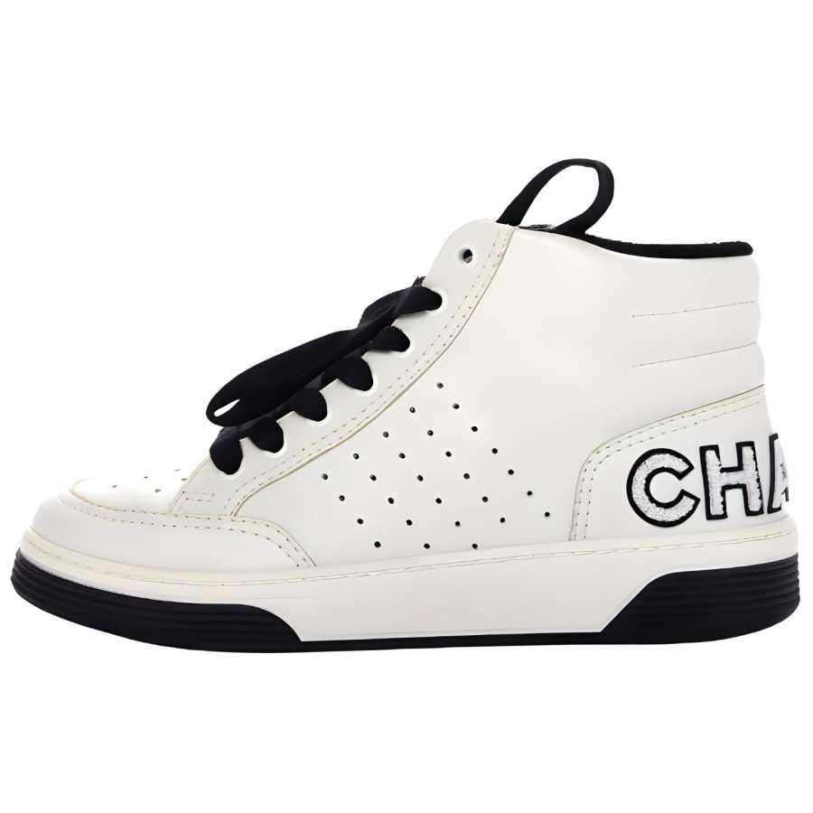CHANEL High top Stylish Skateboarding Shoes Women's White