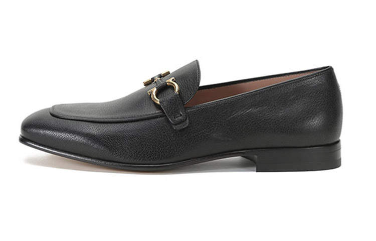 FERRAGAMO Gancini Loafers Women's Black
