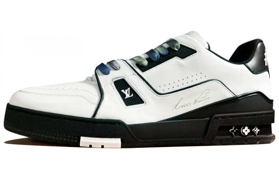 LOUIS VUITTON Trainer Cow Leather Low top Stylish Skateboarding Shoes Men's White Black