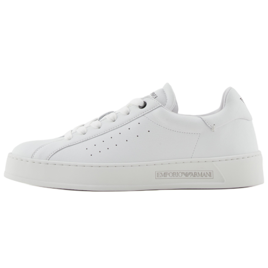 EMPORIO ARMANI Leather Low top Skateboard Shoes Women's White