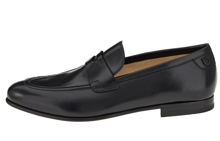 Ferragamo Dress Shoes Men's Low Top Black