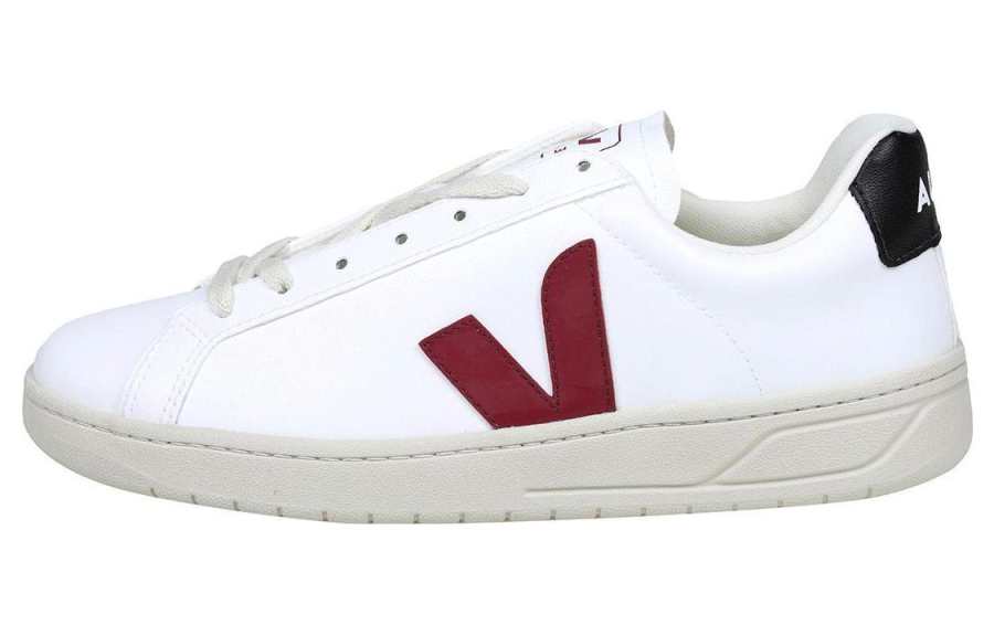 VEJA Veja Urca Lace-Up Sneakers