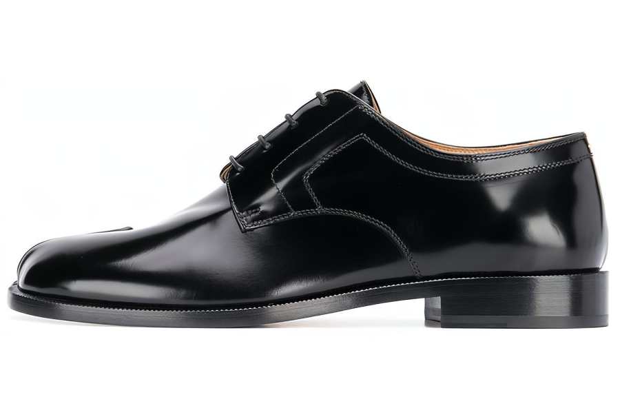 Maison Margiela Tabi Lace Up Shoes