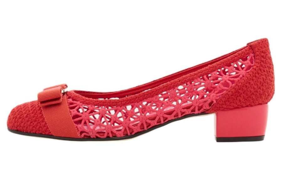 Ferragamo FERRAGAMO Vara Bow Woven Pumps