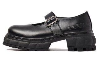 VIRÓN Impulse Buckle Strap Mary Jane Pumps