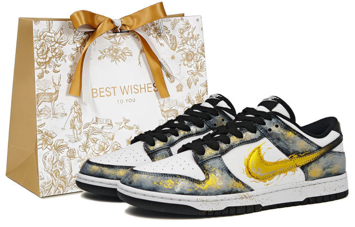 Nike Nike Dunk Black Gold Tarot, Apollo, Sun God Abrasion Resistant Slip Resistant Low top Skateboard Shoes Unisex