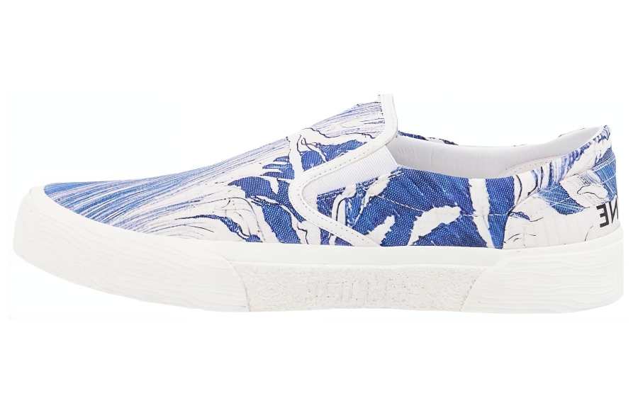 CELINE Low top Stylish Skateboarding Shoes Men's White Blue Distressed