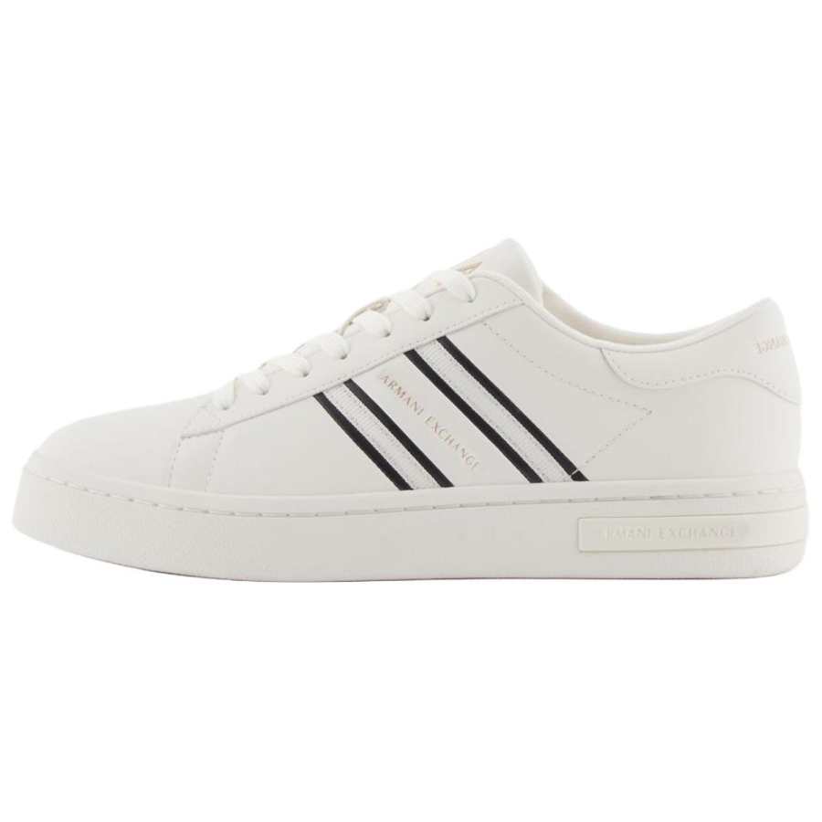 ARMANI EXCHANGE ARMANI EXCHANGEAE Low top Skateboard Shoes Women's Beige & White & Black