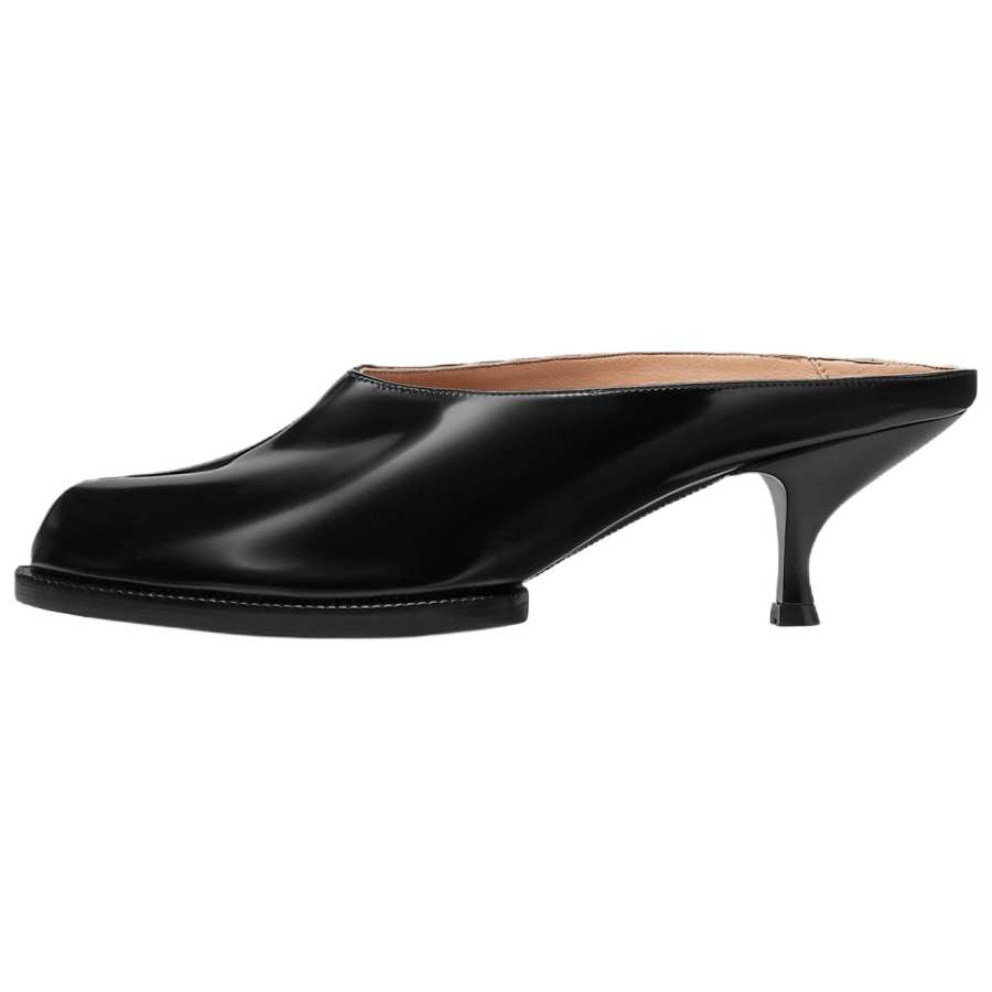 Maison Margiela Tabi Closed Toe Slippers 5.5cm Women's Black