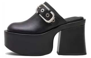 MARC JACOBS The J Marc Polka Dot Clogs