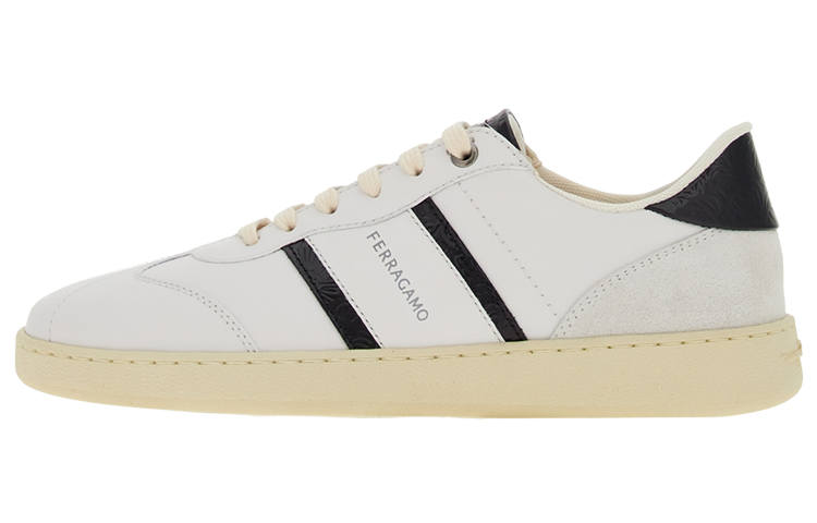 FERRAGAMO Cow Leather Abrasion Resistant Abrasion Resistant Low top Skateboard Shoes Women's White Black