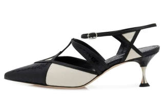 MANOLO BLAHNIK High Heels Women's Black White