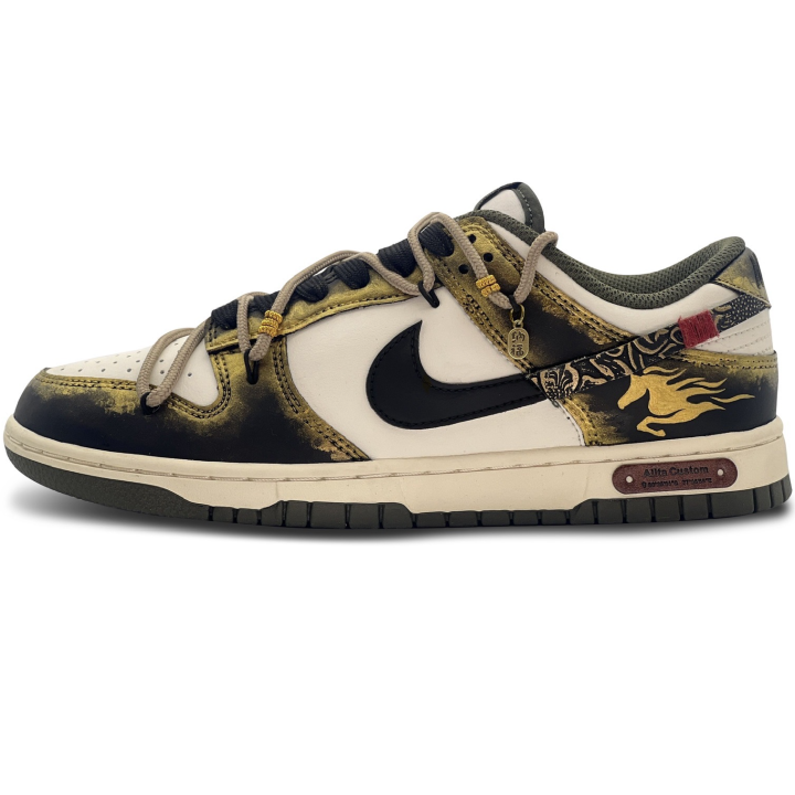 Nike Nike Dunk Golden Horse Brings Fortune Abrasion Resistant Slip Resistant Low top Skateboard Shoes Unisex Black Gold