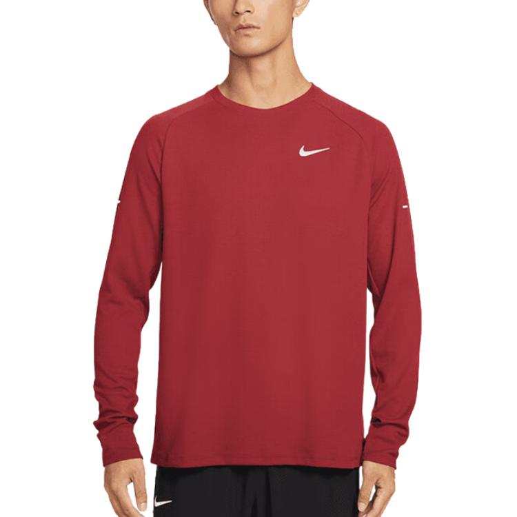 Nike Nike T Shirts Men's Burgundy Crew Neck Moderate Straight Fit