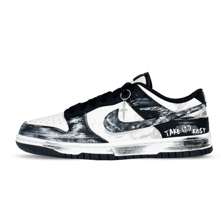 Nike Nike Dunk Synthetic Leather Abrasion Resistant Slip Resistant Low top Skateboard Shoes Unisex Black White