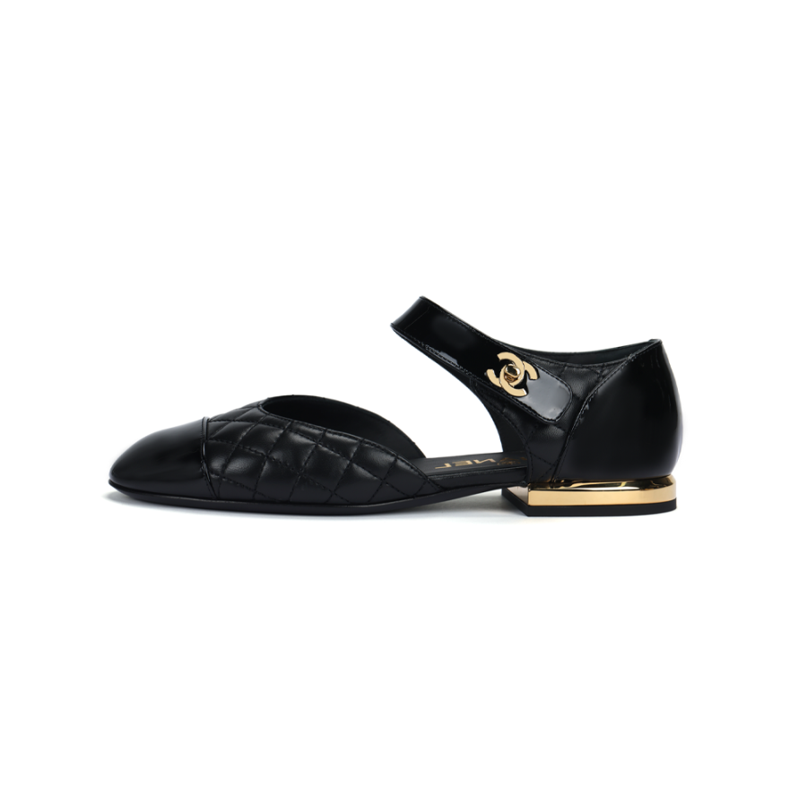 CHANEL Women's Casual Shoes Women's Black