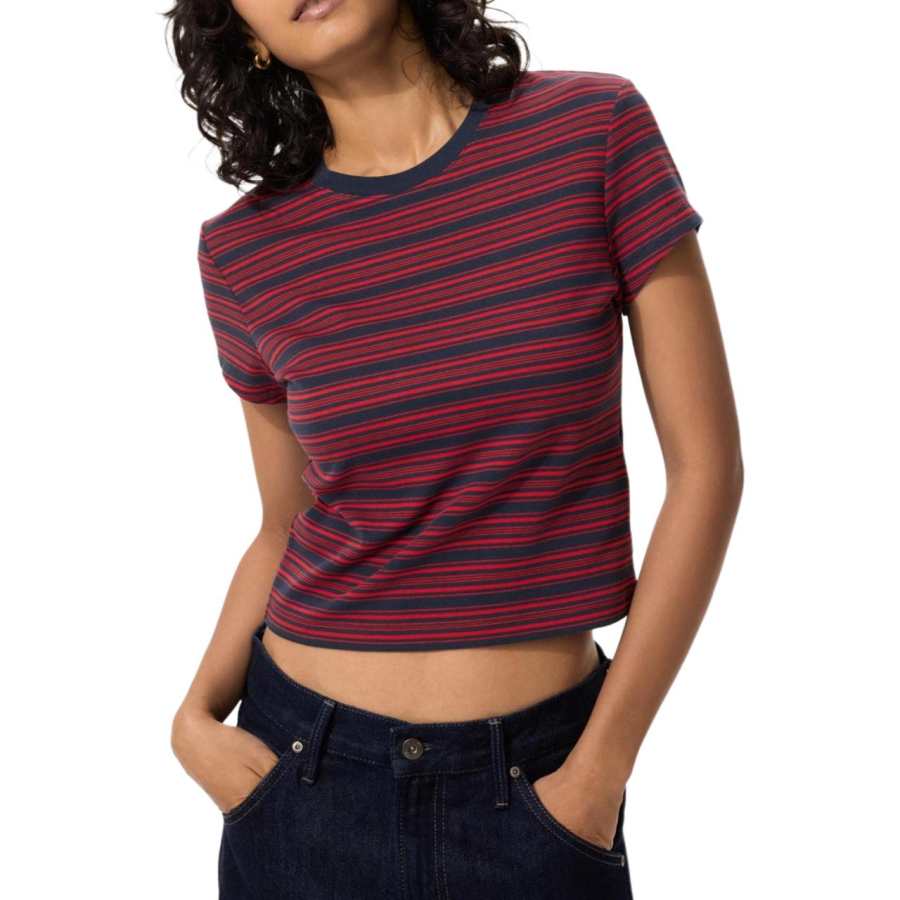 UNIQLO T Shirts Women's Maroon Crew Neck
