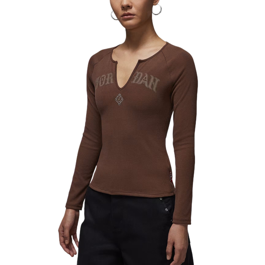 Jordan Jordan Knitwear Women's Light Chocolate V Neck Moderate