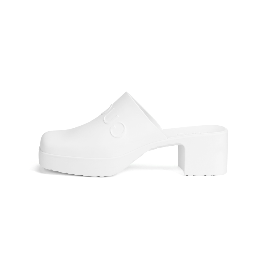 GUCCI Closed Toe Slippers Women's White