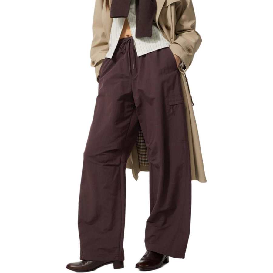 UNIQLO Casual Pants Women's Dark Umber Moderate Straight Fit Pants