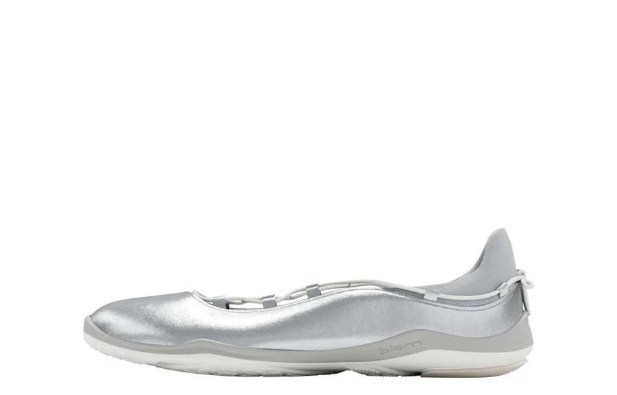 Ecco SS26BIOM LITE TR Collection Cow Leather Low top Casual Shoes Women's Silver/Concrete Gray 840103
