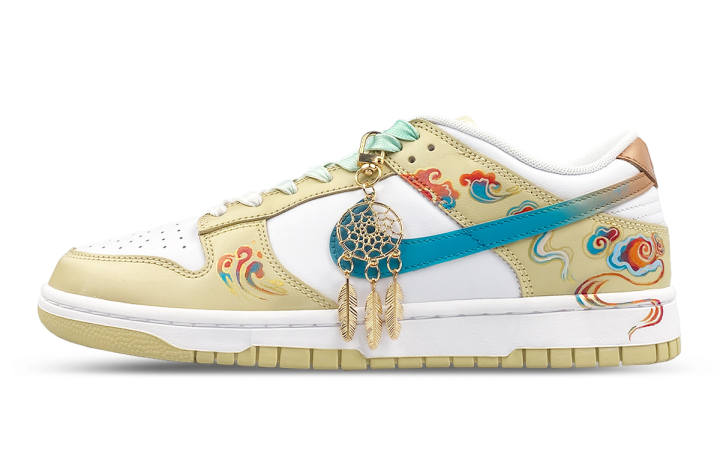 Nike Nike Dunk Low top Skateboard Shoes Men's White Gold Green