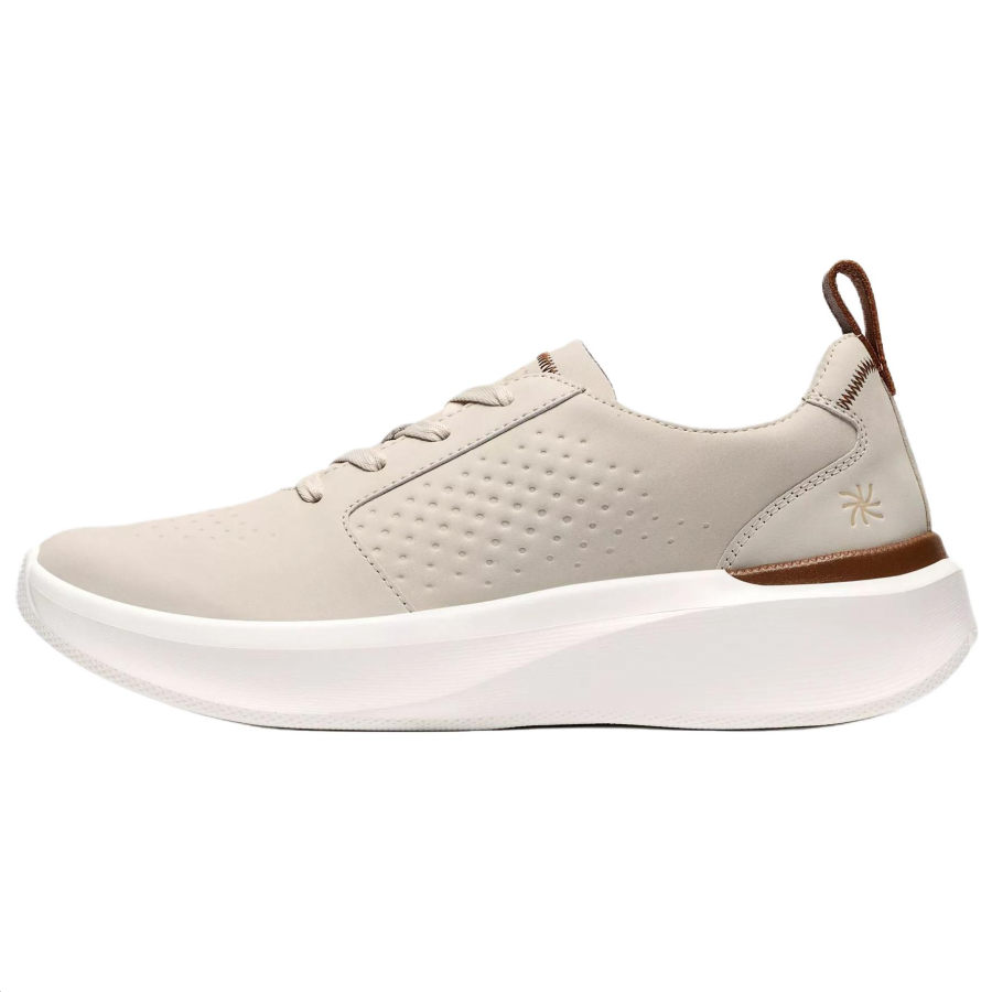 Clarks Solevana Low top Casual Shoes Men's Ecru