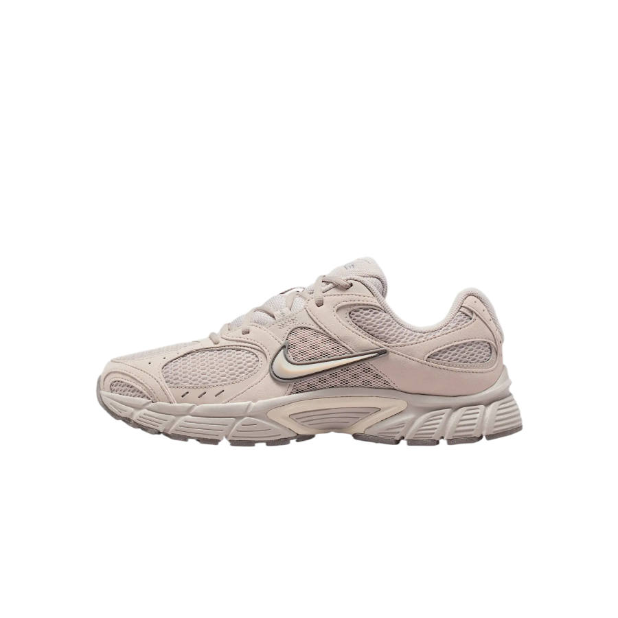 Nike Nike V5 RNR Mesh Breathable And Lightweight Low top Running Shoes Women's