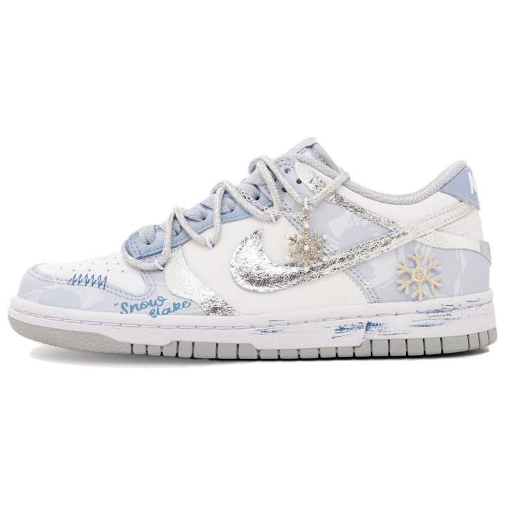 Nike Nike Dunk Low top Skateboard Shoes Women's Blue White Silver