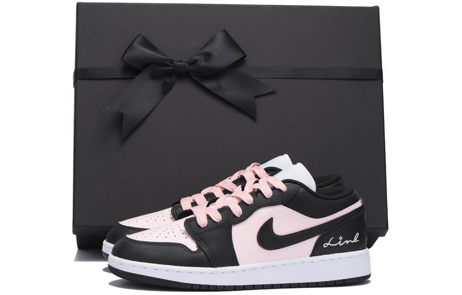Jordan Jordan Air Jordan 1 Slip Resistant Low top Children's Basketball Shoes Black Pink Teenagers