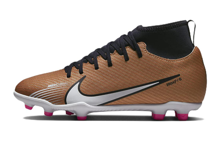 Nike Nike Cushioning Slip Resistant Abrasion Resistant Low top Composite Court Soccer Shoes Gold Black Kids'