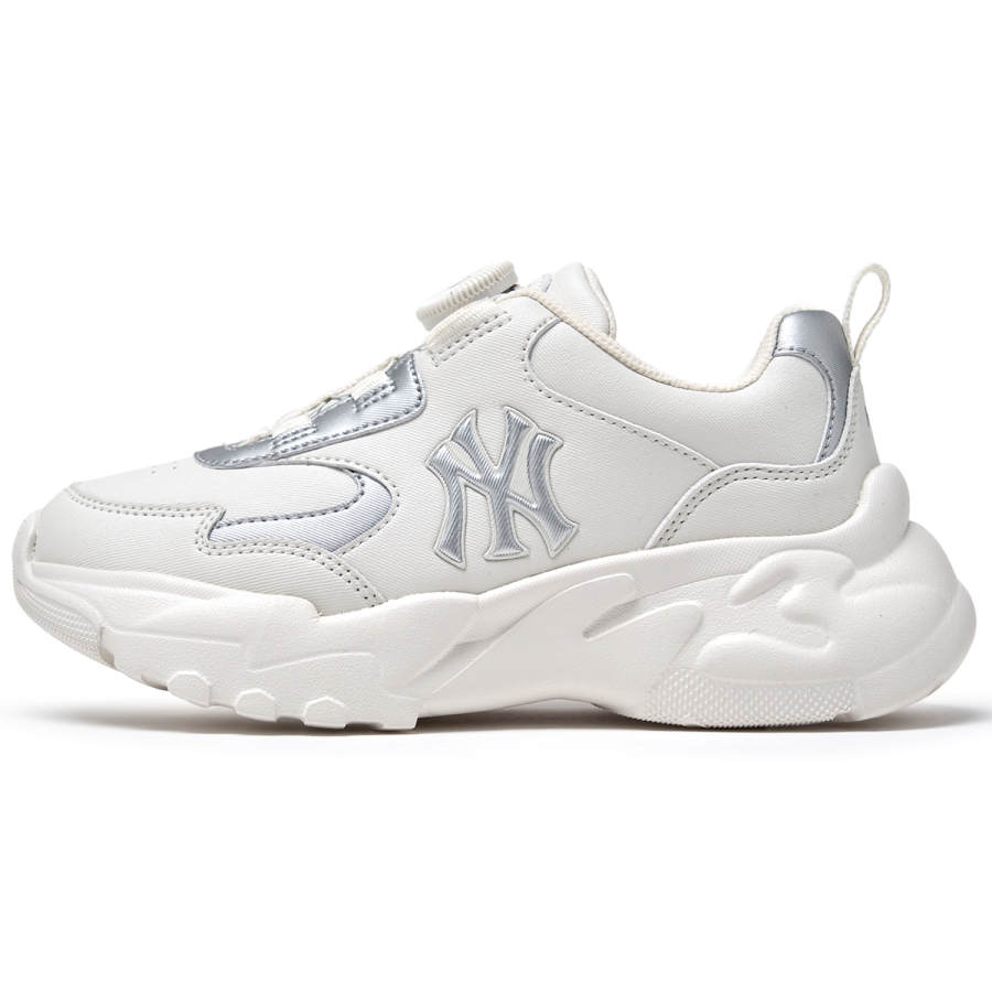 MLB KIDS New York Yankees Synthetic Leather Abrasion Resistant Low top Casual Shoes White Kids'
