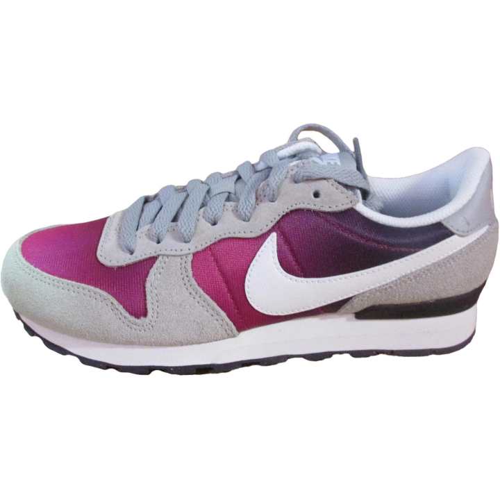 Nike Nike Internationalist Low top Running Shoes Gray Unisex