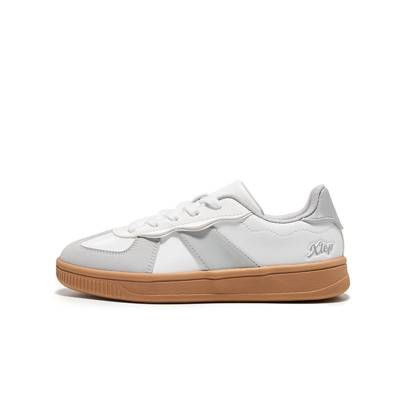 XTEP Abrasion Resistant Low top Skateboard Shoes Classic White Phantom Gray Kids'