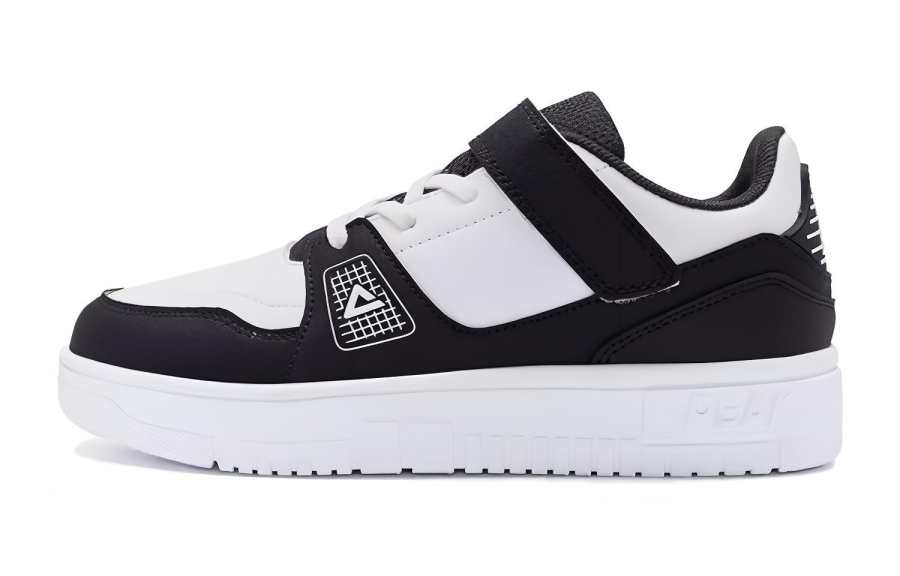 PEAK Slip Resistant Mid top Kids' Skateboarding Shoes Black White Teenagers