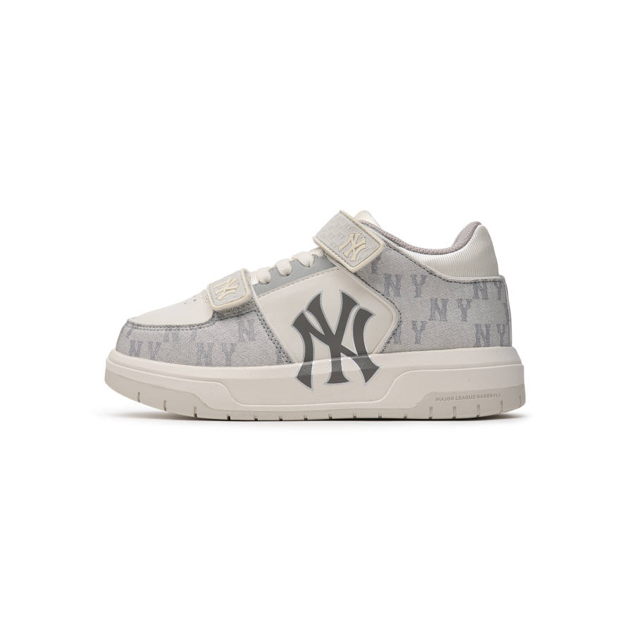 MLB Chunky Liner Synthetic Leather Balance Low top Kids Lifestyle Shoes Light Gray