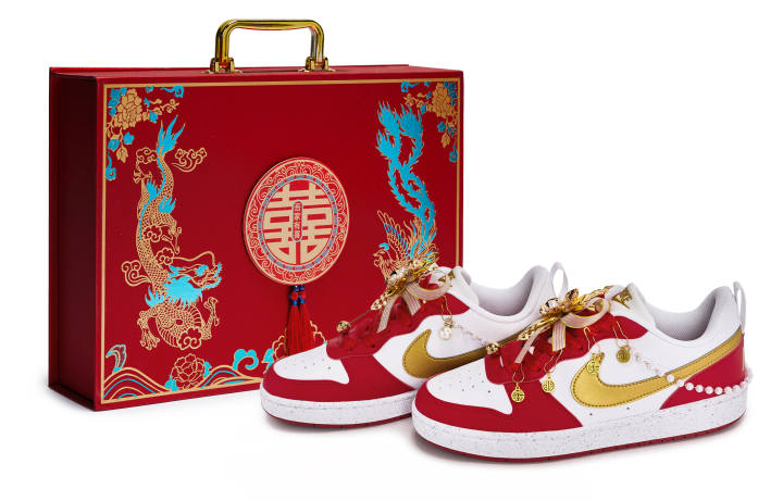 Nike Nike Court Borough 811 Manufacturing, Flying Together With Cloud Wings, Gift Box Included Slip Resistant Low top