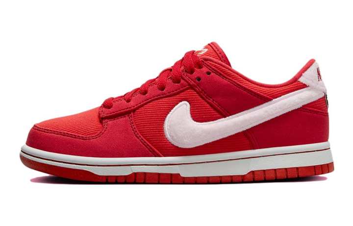 Nike Nike Dunk Low Valentine's Day 2024 GS