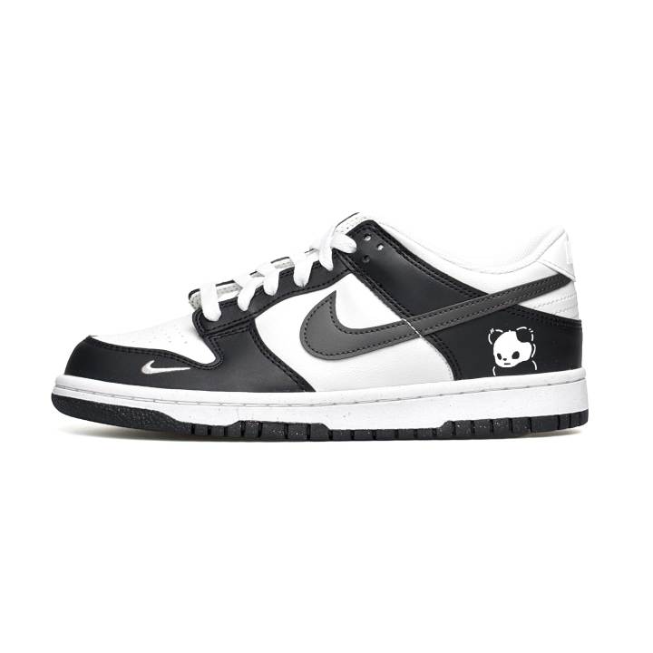 Nike Nike Dunk Vassell Leather Slip Resistant Abrasion Resistant Low top Skateboard Shoes Black White Kids'