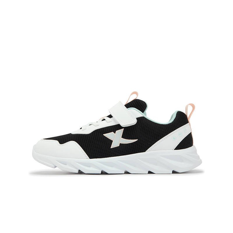 XTEP Abrasion Resistant Slip Resistant Low top Running Shoes Black Xtep White Kids'