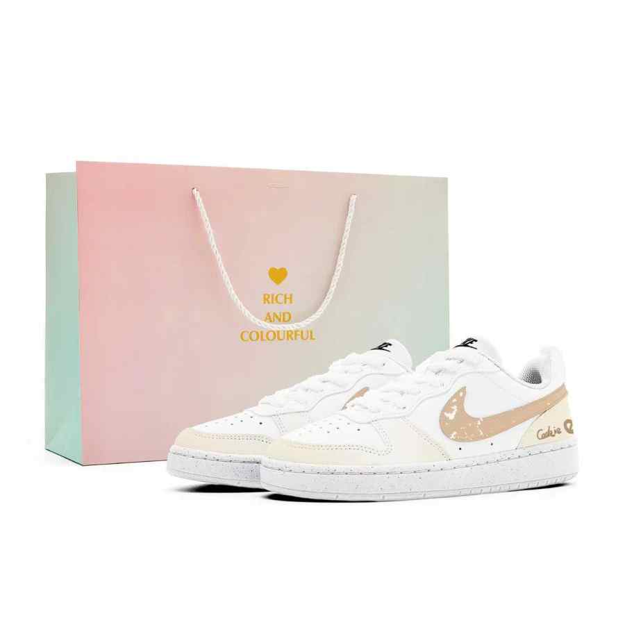 Nike Nike Court Borough Slip Resistant Abrasion Resistant Low top Kids' Skateboarding Shoes Brown White Teenagers