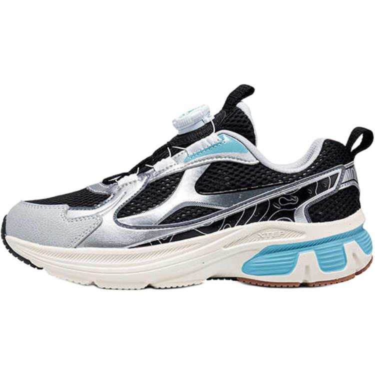 XTEP Low top Casual Shoes Black Silver Teenagers