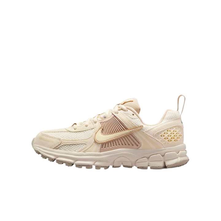 Nike Nike Low top Casual Shoes Beige Unisex